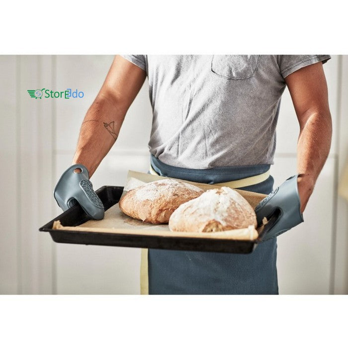 IKEA : SANDVIVA : Oven Glove Silicon