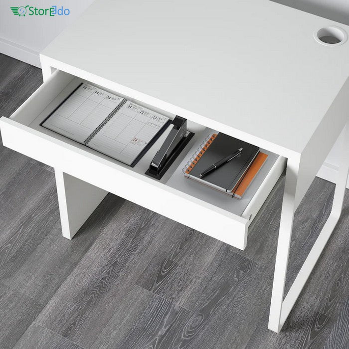 IKEA : MICKE : Desk