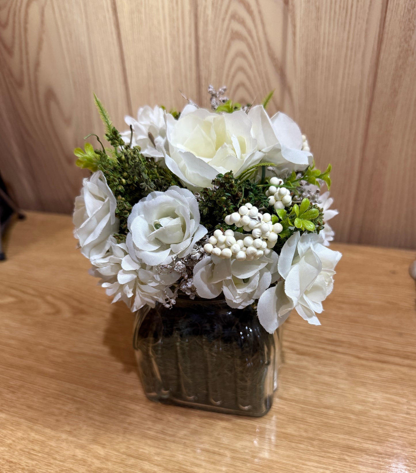 HomeCentre : PRECIOUS : Mixed Rose Artificial Flowers