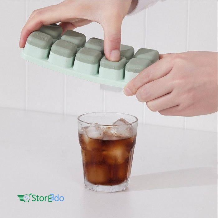 IKEA : SPJUTROCKA: Ice Cube Tray With LId